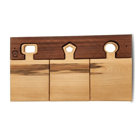 השלישיה הפותחת - סט קרשי חיתוך תלויים על קיר