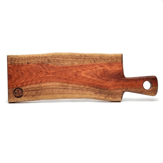 קרש חיתוך מעוצב עשוי מגזע אקליפטוס