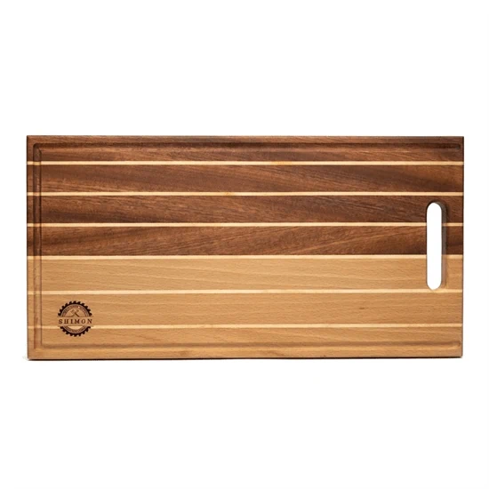 קרש חיתוך גדול בשילוב עצים טבעיים  בטקסטורת פסים דקים